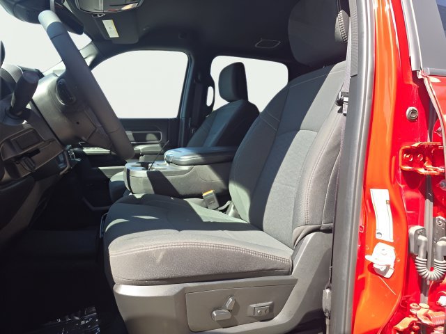 Used 2026 RAM 2500 Big Horn AWD/4WD image 10