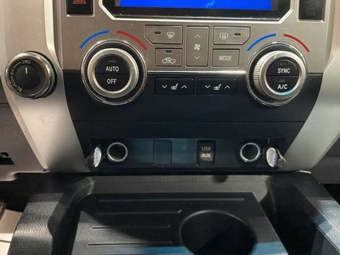 Used 2017 Toyota Tundra Limited AWD/4WD image 37