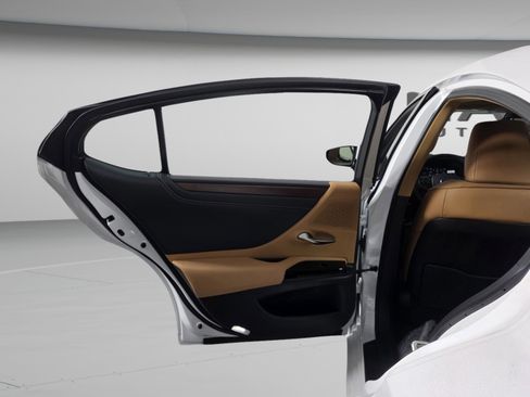 New 2025 Lexus ES 350 w/ Premium Package image 26