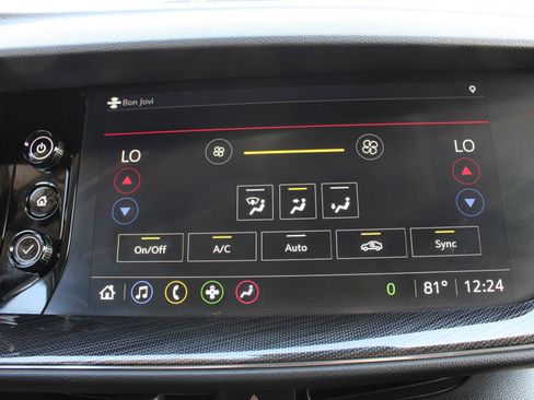 Used 2022 Buick Envision Preferred FWD image 34