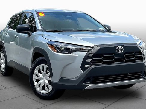Used 2026 Toyota Corolla Cross L FWD image 3
