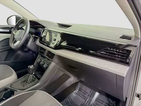 Used 2023 Volkswagen Taos S image 26