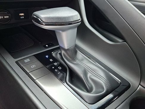 Used 2025 Hyundai Elantra Sport FWD image 15