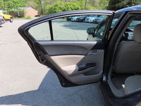 Used 2012 Honda Civic LX image 11