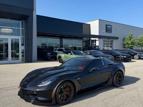 Used 2017 Chevrolet Corvette Z06 w/ Z07 Performance Package RWD image 15