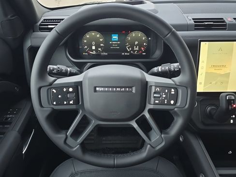 New 2026 Land Rover Defender 130 X-Dynamic SE image 17