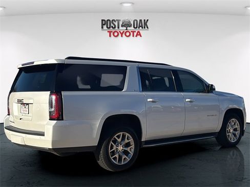 Used 2016 GMC Yukon XL SLT w/ Open Road Package image 7