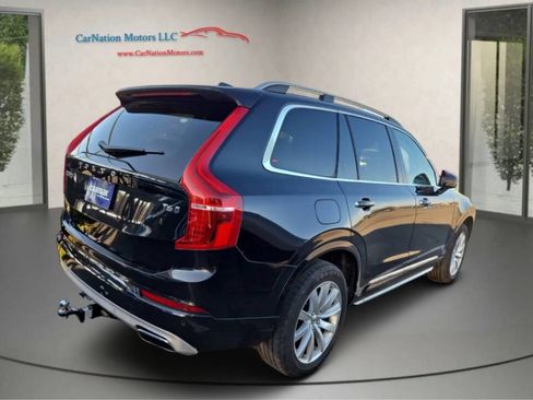 Used 2016 Volvo XC90 T6 Momentum w/ Vision Package image 3