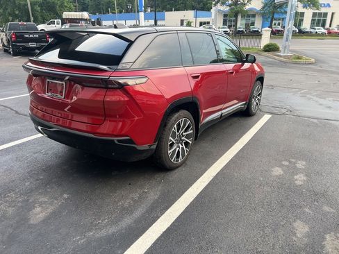 New 2025 Jeep Wagoneer S Limited image 5