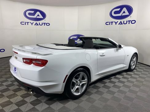 Used 2020 Chevrolet Camaro LT image 37