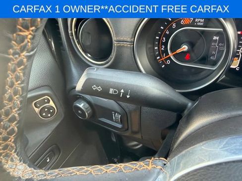 Used 2023 Jeep Wrangler Unlimited Sahara AWD/4WD image 31