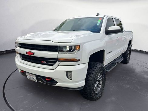 Used 2018 Chevrolet Silverado 1500 LT w/ All Star Edition image 2