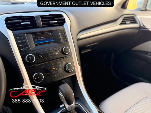 Used 2018 Ford Fusion S image 19