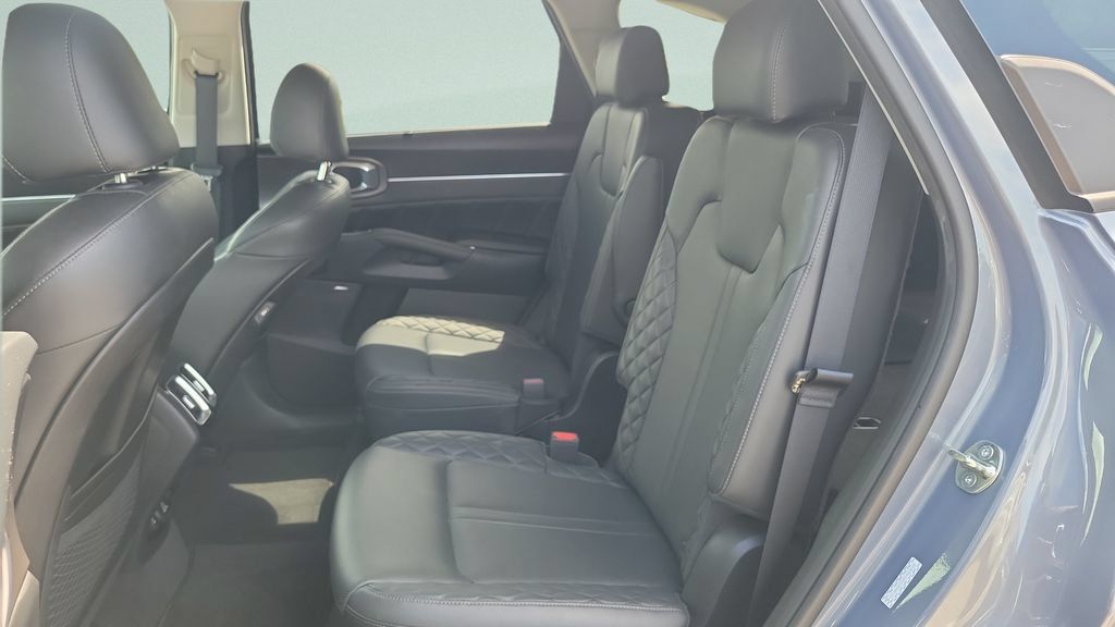 Used 2023 Kia Sorento SX AWD/4WD image 10