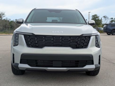 New 2026 Kia Sorento LX FWD image 3