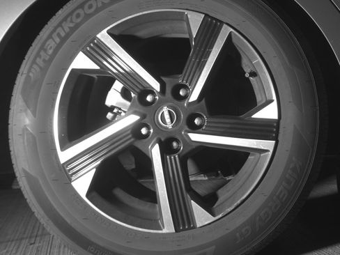 Used 2025 Nissan Sentra SV image 15