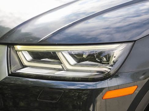 Used 2018 Audi Q5 2.0T Premium Plus image 7