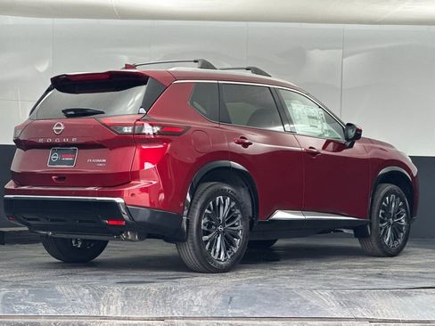 New 2026 Nissan Rogue Platinum w/ Platinum Premium Package AWD/4WD image 3