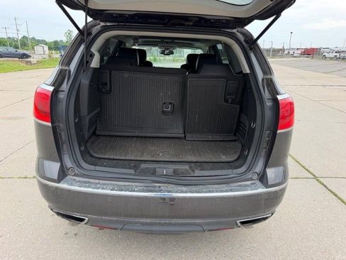 Used 2017 Buick Enclave Leather w/ Trailering Package FWD image 5