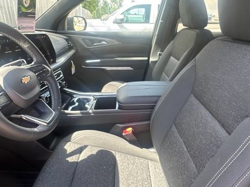 New 2026 Chevrolet Traverse LT w/ Driver Confidence Package FWD image 22
