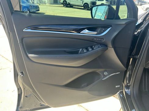 Used 2021 Buick Enclave Avenir w/ Avenir Technology Package FWD image 51