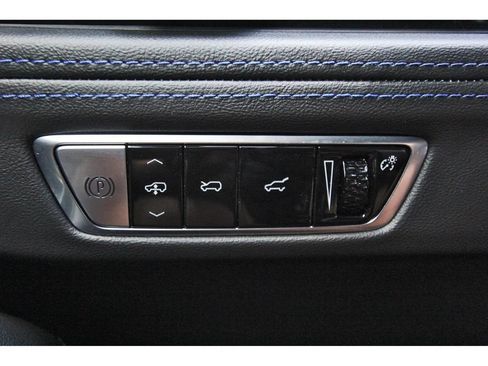 Used 2025 Cadillac Escalade IQ Sport 1 AWD/4WD image 15