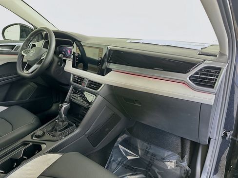 New 2026 Volkswagen Taos SEL AWD/4WD image 28