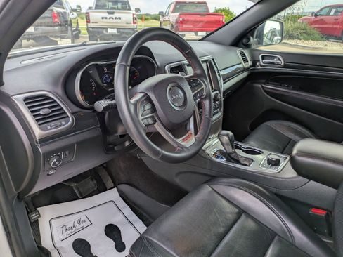 Used 2018 Jeep Grand Cherokee Trailhawk w/ Trailhawk Luxury Group image 9