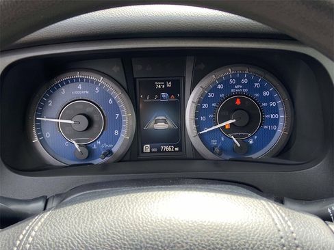 Used 2018 Toyota Sienna LE image 34