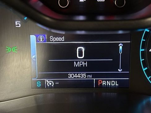 Used 2018 Chevrolet Colorado LT w/ LT Convenience Package image 23