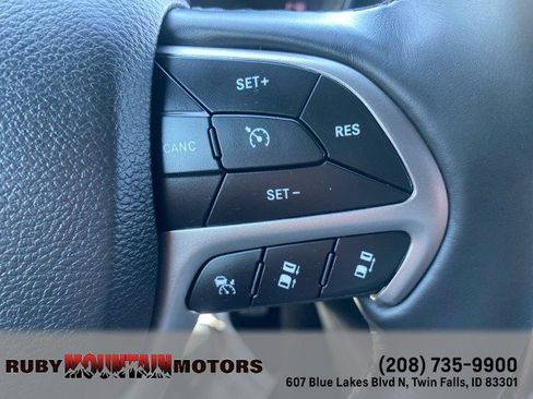 Used 2019 Jeep Grand Cherokee High Altitude AWD/4WD image 16