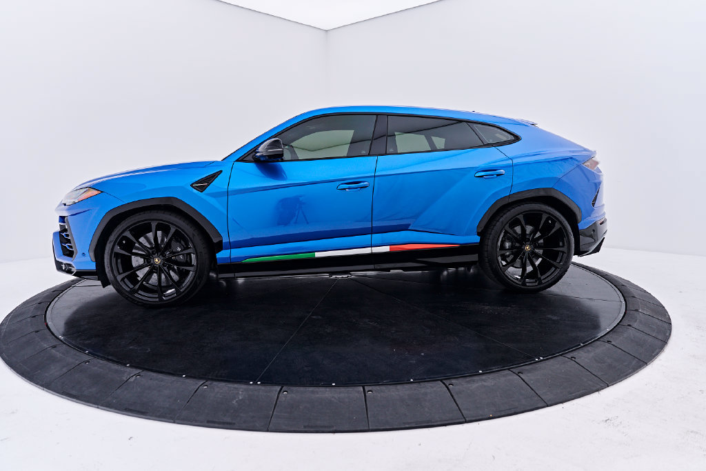 Used 2020 Lamborghini Urus AWD/4WD image 8