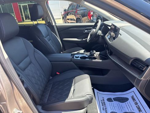 New 2026 Nissan Rogue Platinum w/ Platinum Premium Package AWD/4WD image 27