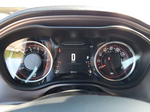 Certified 2023 Dodge Challenger SXT w/ Plus Package AWD/4WD image 10
