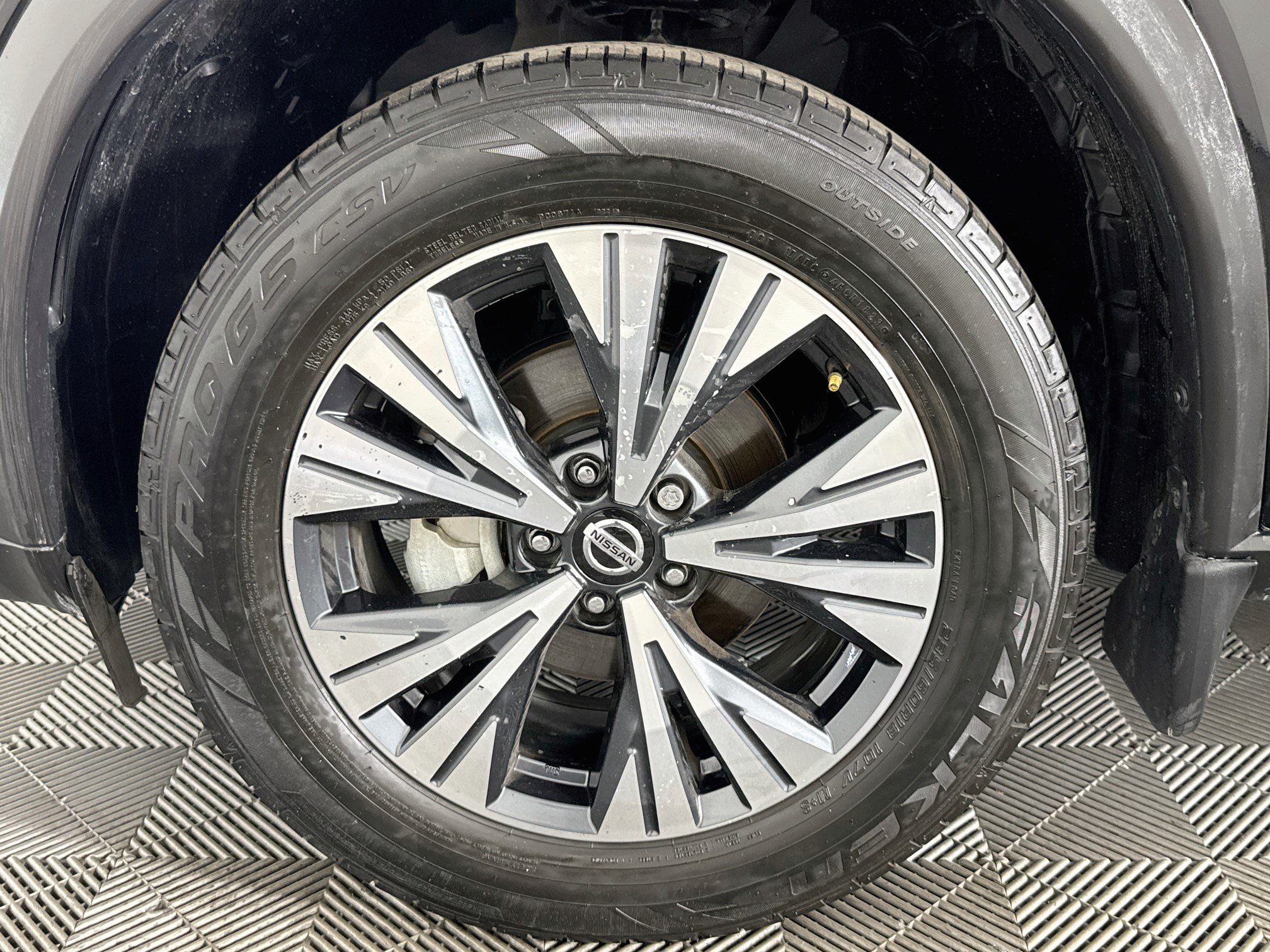Used 2021 Nissan Rogue SV FWD image 65