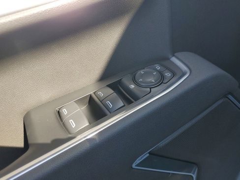 New 2026 GMC Sierra 1500 SLE image 19