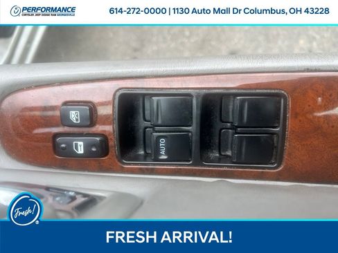 Used 2002 Toyota Avalon XLS FWD image 16