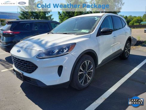 Certified 2022 Ford Escape SE w/ SE Sport Appearance Package AWD/4WD image 1