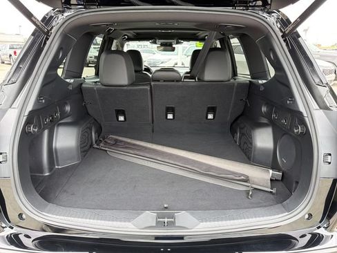 Used 2025 Subaru Forester Sport AWD/4WD image 29