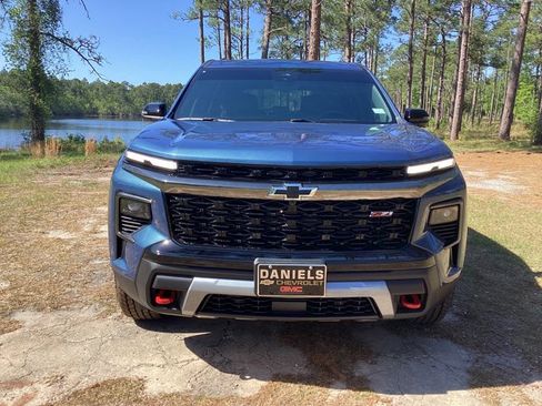 New 2026 Chevrolet Traverse Z71 w/ Driver Confidence Package image 7