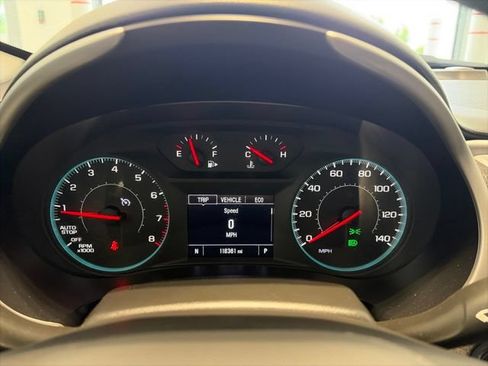 Used 2023 Chevrolet Malibu LT FWD image 17