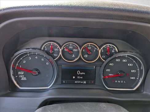 Used 2022 Chevrolet Silverado 1500 LT w/ Z71 Off-Road Package image 10