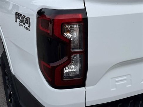 New 2025 Ford Ranger Lariat w/ FX4 Off-Road Package image 12