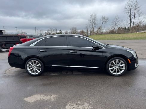 Used 2013 Cadillac XTS Luxury image 6