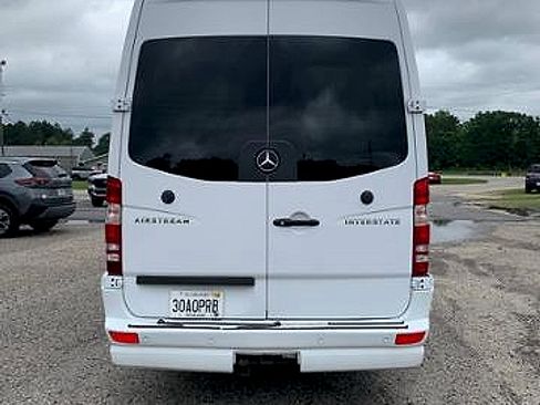 Used 2012 Mercedes-Benz Sprinter 3500 image 6