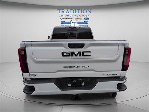 Used 2024 GMC Sierra 3500 Denali Ultimate image 4