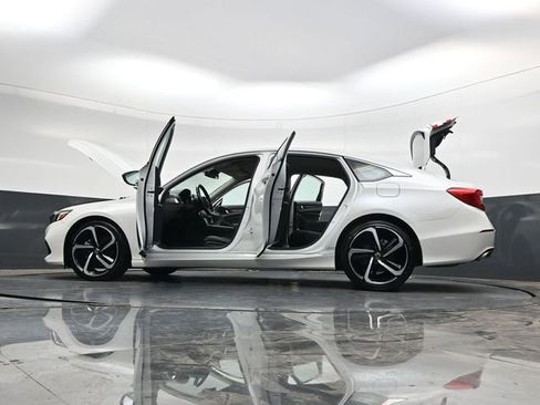 Used 2021 Honda Accord Sport Special Edition image 40