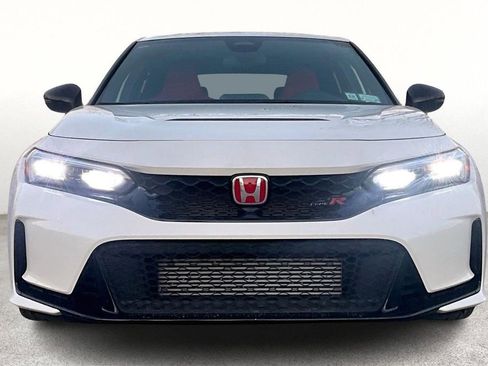 Used 2024 Honda Civic Type R image 5