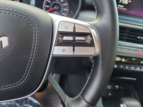 Certified 2022 Kia Telluride SX w/ Nightfall Edition Package AWD/4WD image 26