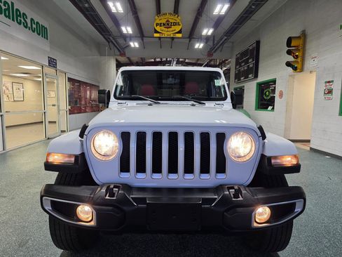 Used 2020 Jeep Wrangler Unlimited Sahara w/ Uconnect 4C Nav & Sound Group image 3